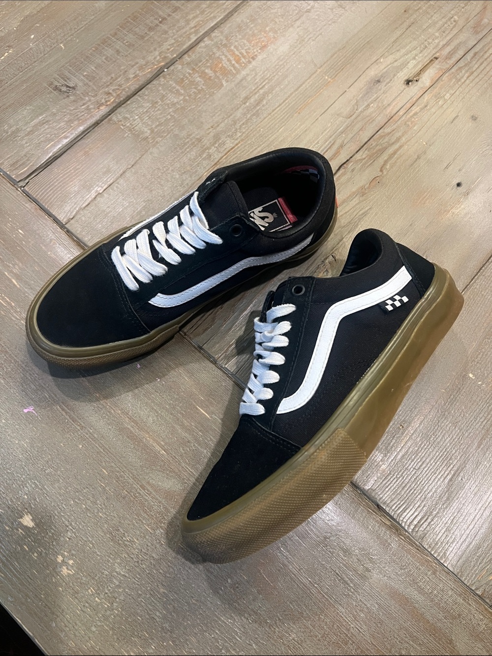 Vans Men’s Black & White Old Skool Sneakers with Gum Sole